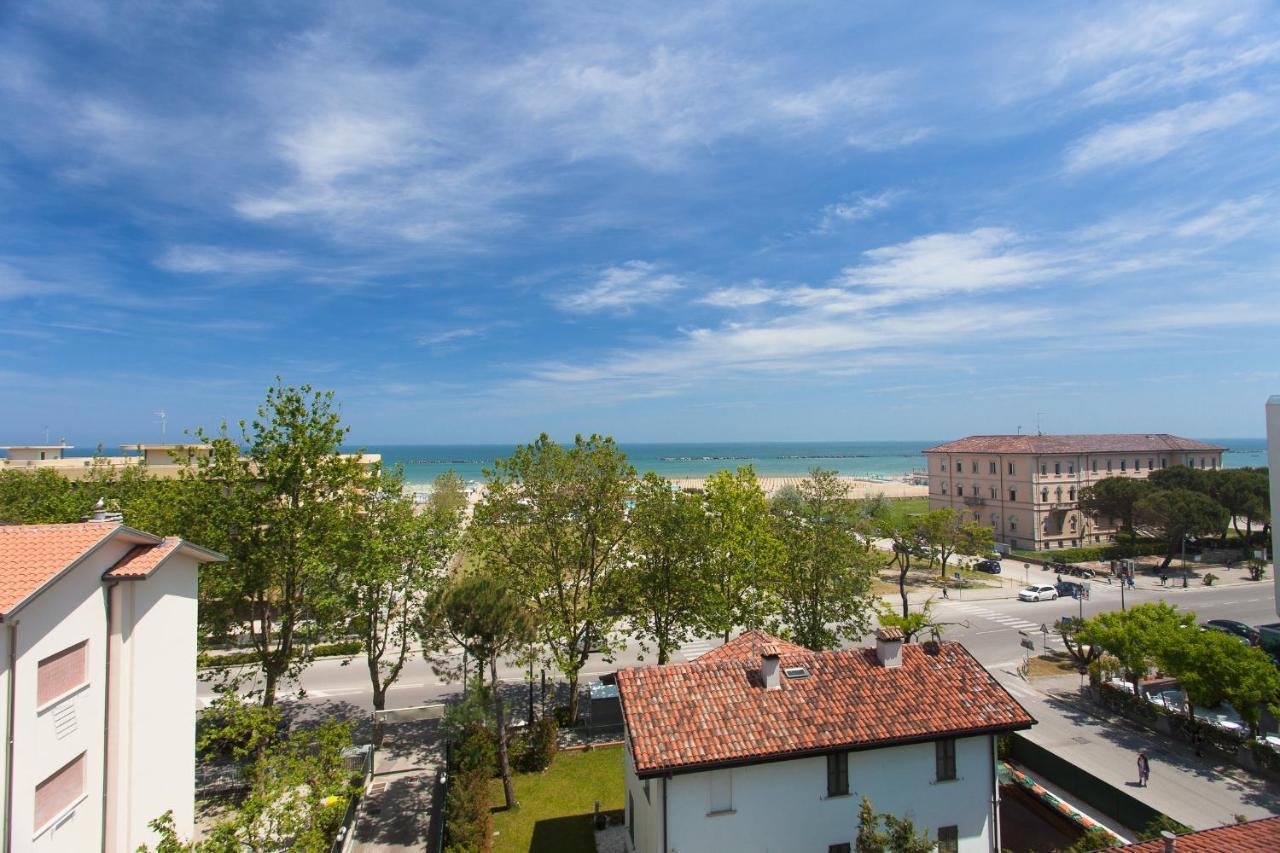 Hotel Dolcevita Cesenatico Exterior foto