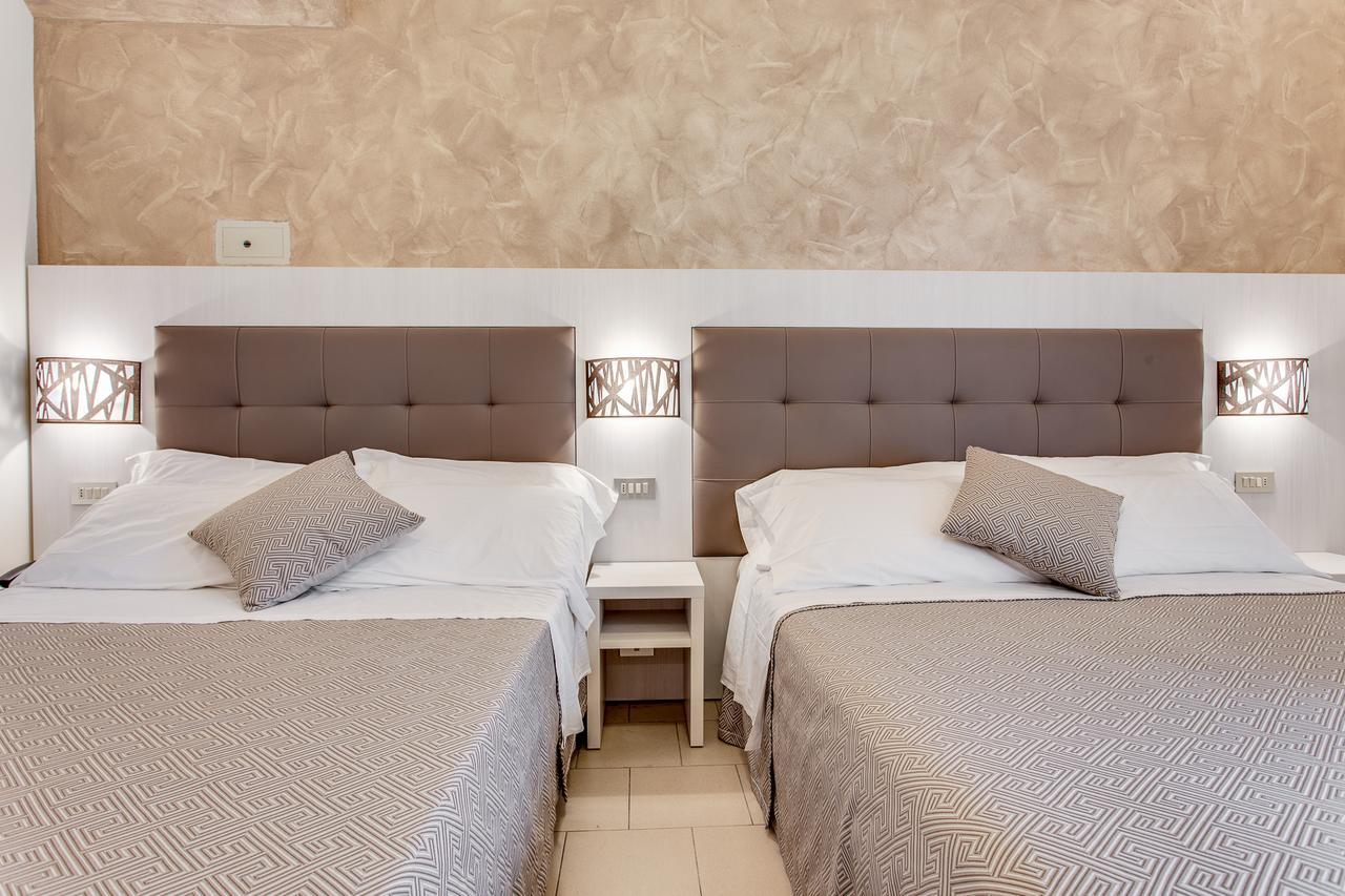 Hotel Dolcevita Cesenatico Exterior foto